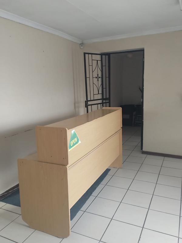 To Let commercial Property for Rent in Mandela Park Western Cape